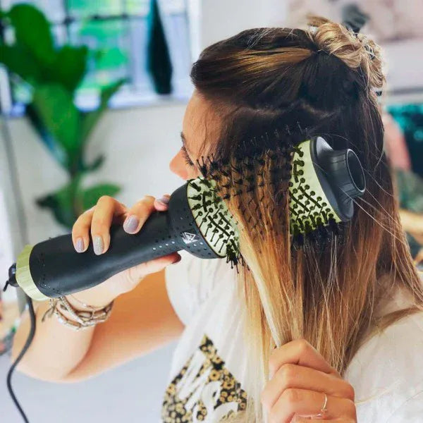Cabello Perfecto en Minutos Plancha y Cepillo Remington